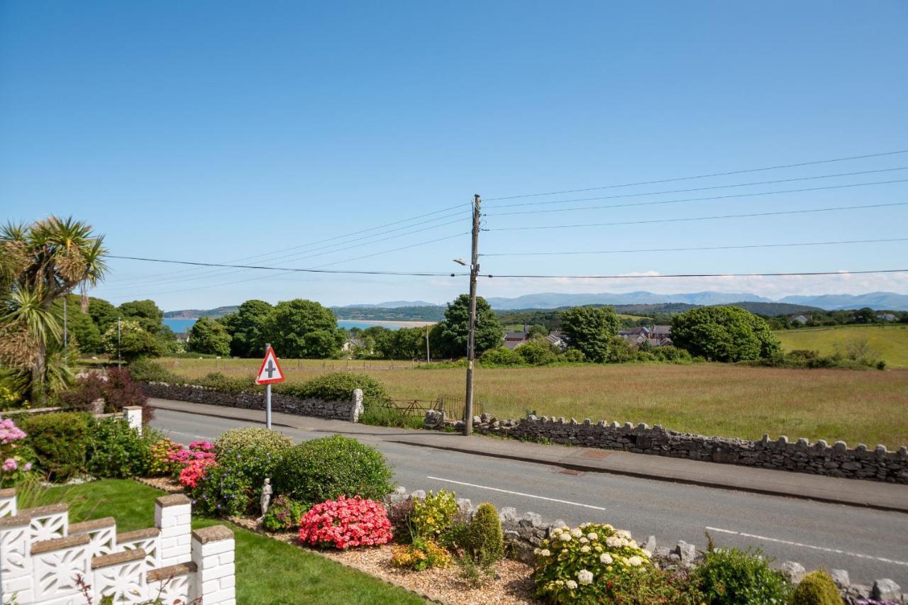 Cororion Cottage Benllech Exterior foto