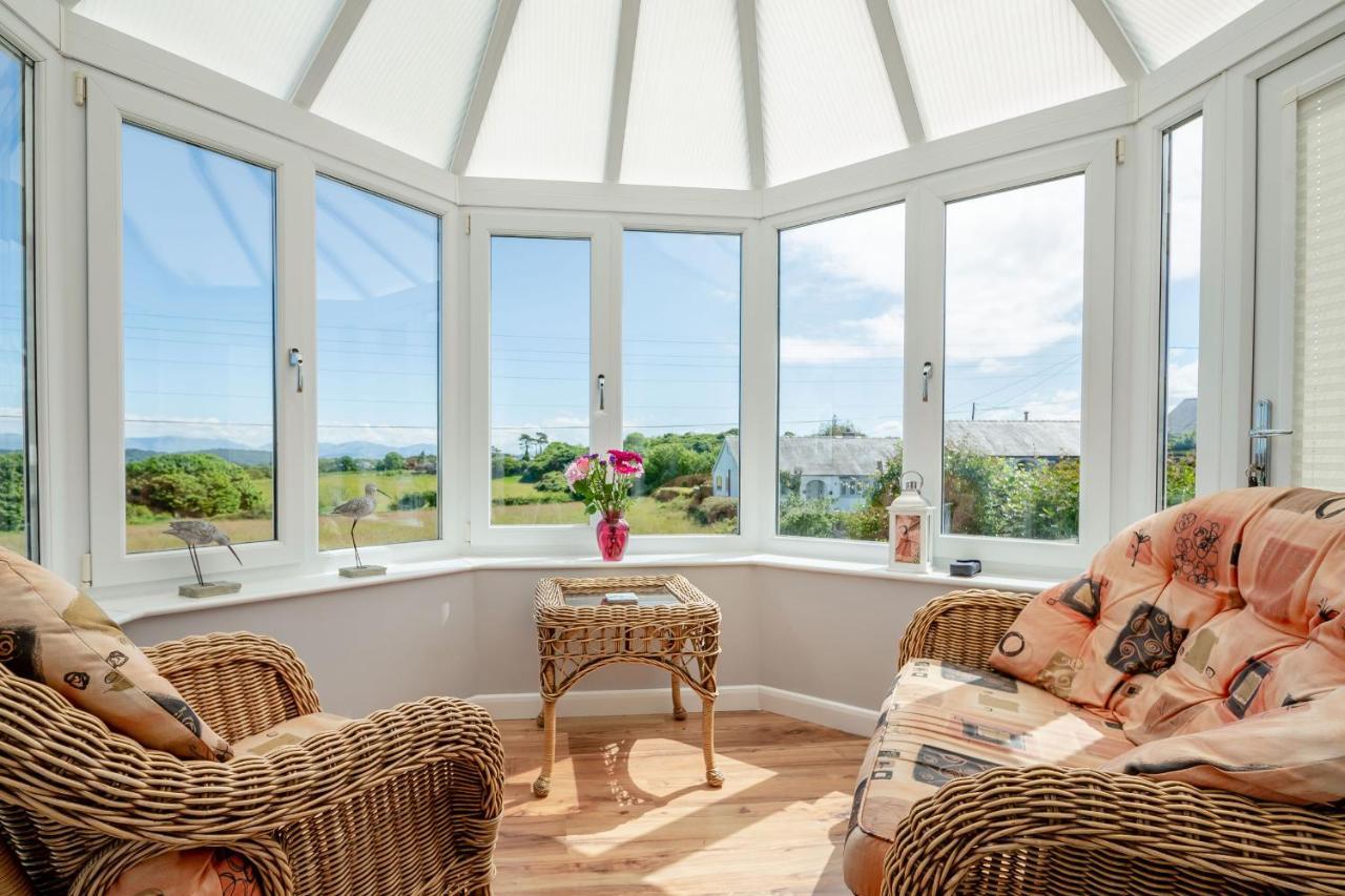 Cororion Cottage Benllech Exterior foto